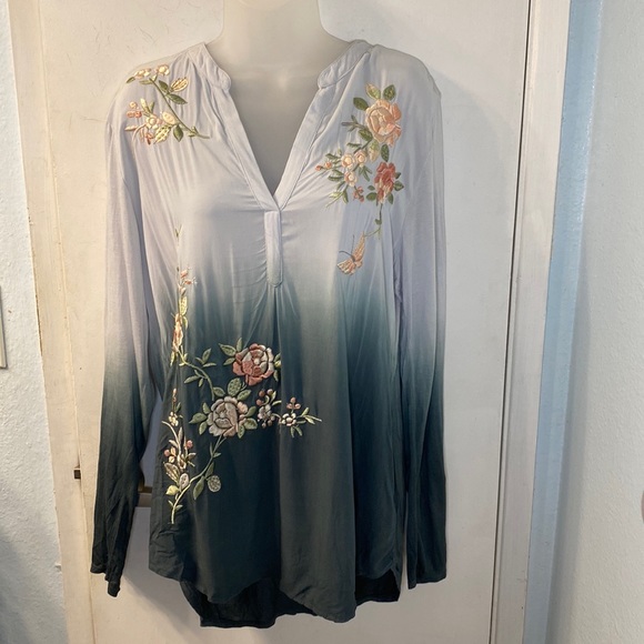 Tiny Ombre Garden Blouse Floral Embroidered Blouse Size XL - Picture 2 of 9
